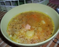 Рыбный суп с копченым лососем