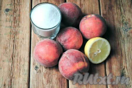 Подготовить необходимые ингредиенты для приготовления персикового варенья дольками