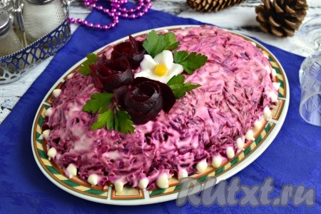 Очень вкусный салат "Скумбрия под шубой" можно подавать к праздничному столу!
