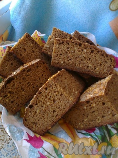 Пшенично-ржаной солодовый хлеб с семечками на закваске