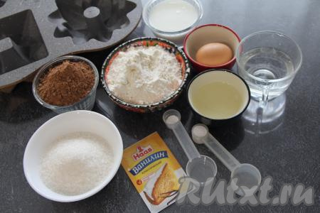 Подготовить продукты для приготовления шоколадного кекса на кефире в духовке.