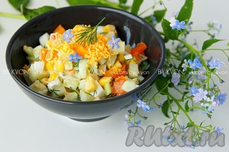 Рецепт салата с консервированной кукурузой