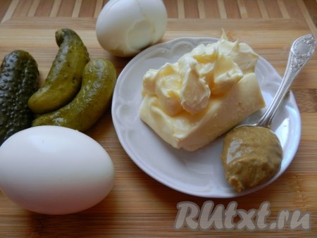 Ингредиенты для приготовления яичного бутербродного масла