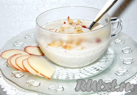 Перемешайте овсяную кашу с яблоком и наслаждайтесь вкуснейшим, полезнейшим завтраком!