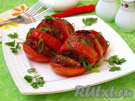 Запечённые помидоры с мясом