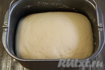 В конце программы хлебопечки тесто хорошо поднимется.