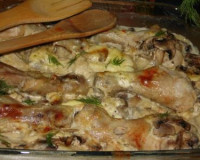 Курица, запеченная в духовке с картошкой и грибами