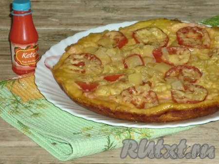 Пицца, приготовленная на сковороде, получается аппетитной и очень вкусной. 
