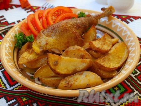 Курица запечённая с горчицей и картофелем