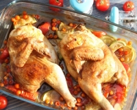 Курица, запечённая с овощами в духовке