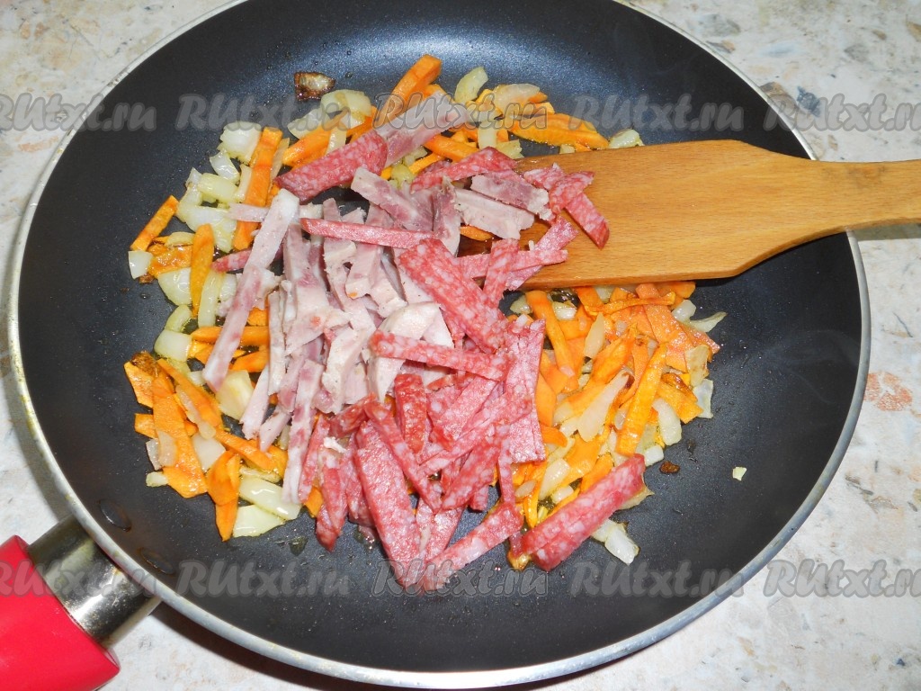 Суп с колбасой классический – пошаговый рецепт приготовления с фото