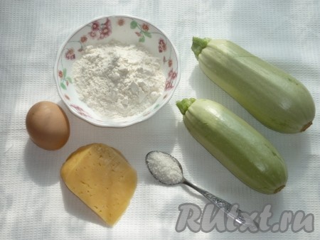Ингредиенты для приготовления кабачков в кляре с сыром