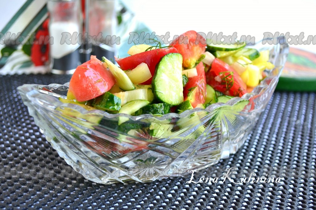 Салат из помидоров, перца и огурцов - 5 пошаговых фото в рецепте