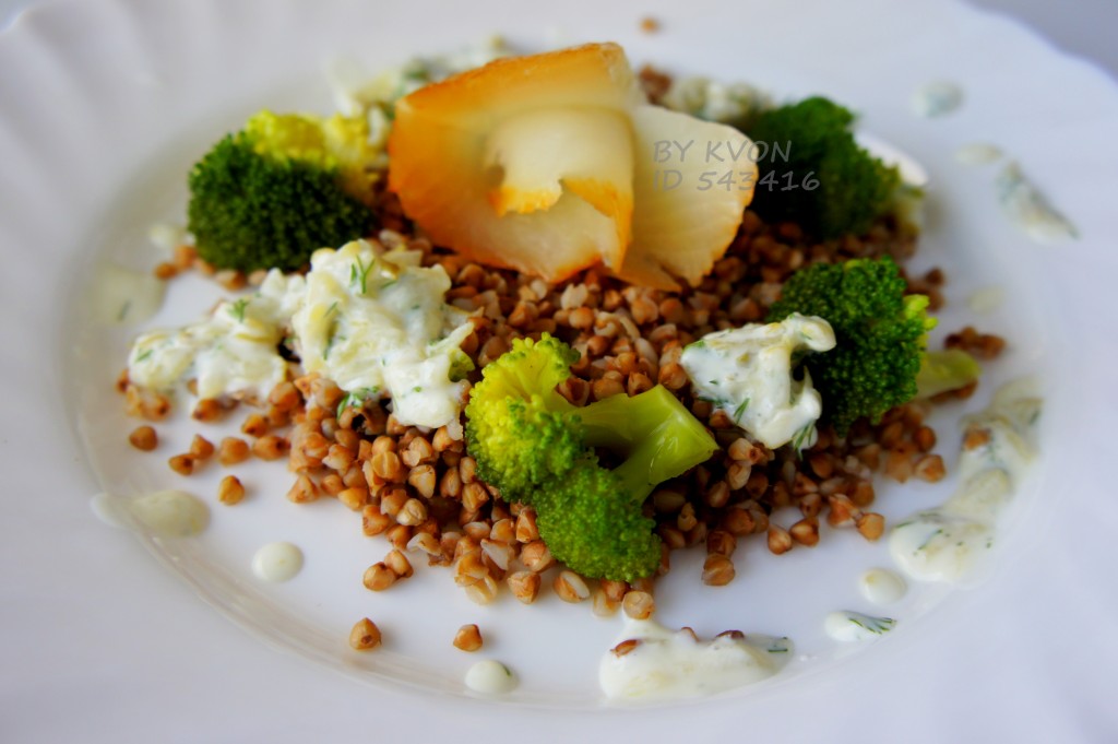 Салат из брокколи с крабовыми палочками - пошаговый рецепт с фото
