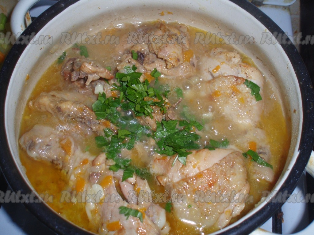 Курица, тушёная с овощами и кабачками: 9 фото в рецепте