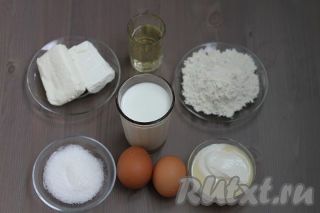 Ингредиенты для приготовления блинов с творогом и сгущенкой