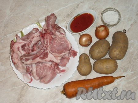 Ингредиенты для приготовления свиных ребер с картошкой в духовке