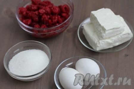 Ингредиенты для приготовления пирога с творогом, ягодами и овсянкой