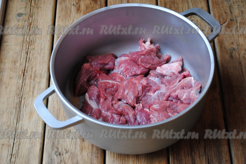 Картошка тушеная с мясом в казане — пошаговый рецепт