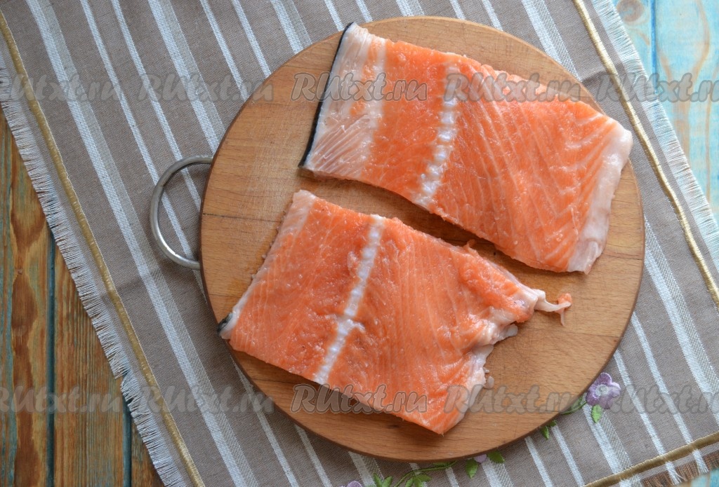Больше соли. Как правильно засолить красную рыбу в домашних условиях | Аргументы и Факты