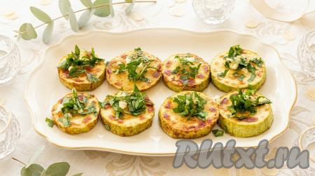Кабачки, жареные в муке