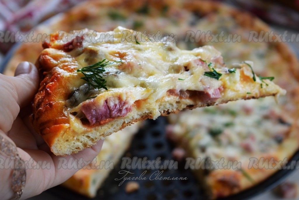 Как приготовить Пицца из готового слоеного теста с колбасой и сыром просто рецепт пошаговый