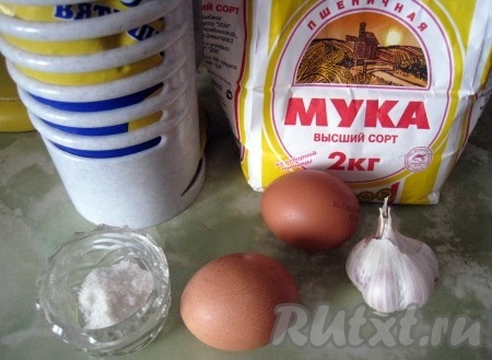 Ингредиенты для приготовления галушек с чесноком