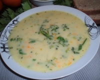 Овощной суп с кускусом и плавленым сыром