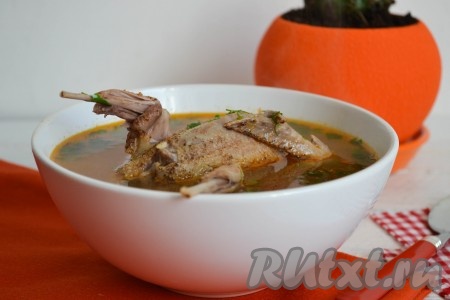 Суп получается очень вкусным, легким и ароматным.
