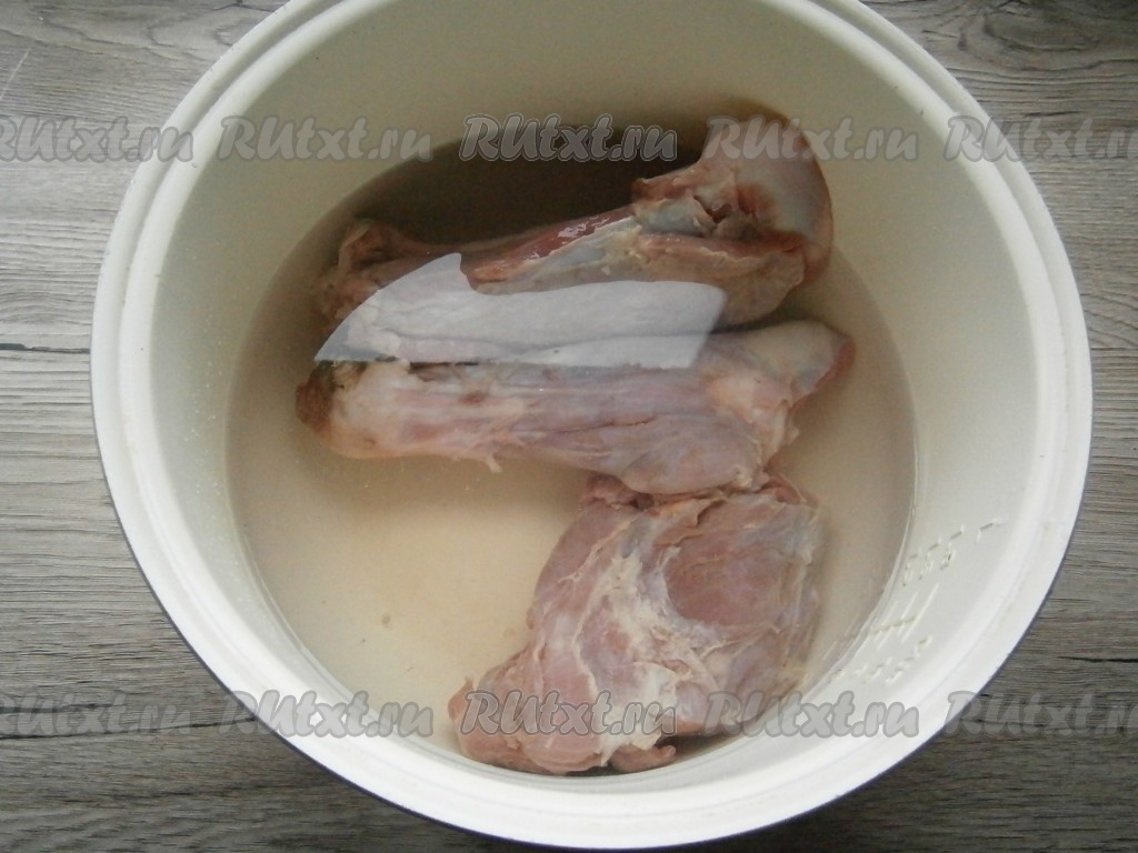Продам мясо козлят и тушёнку из козлятины домашнюю.Home-made goat stew