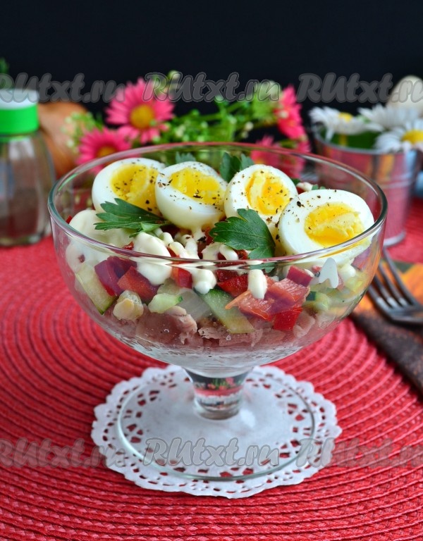 Салат с курицей и перепелиными яйцами - 6 пошаговых фото в рецепте