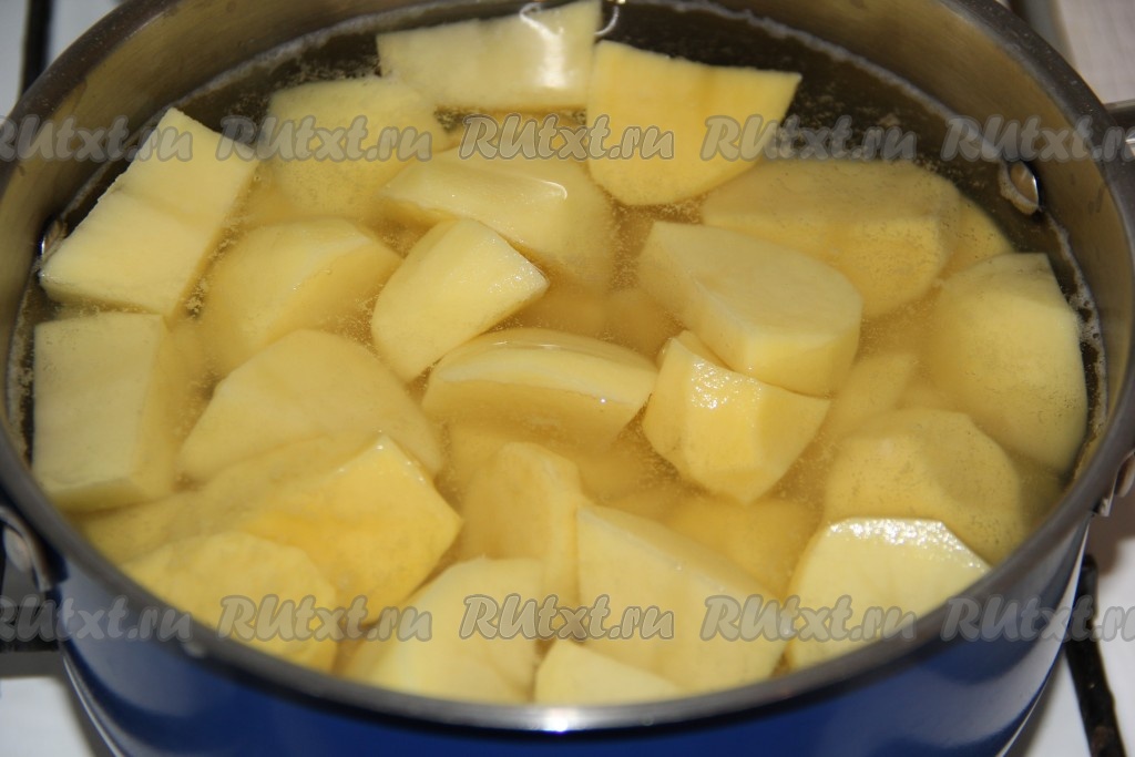 Как приготовить рецепт Рулеты из картофеля с мясом и сыром, запеченные в духовке