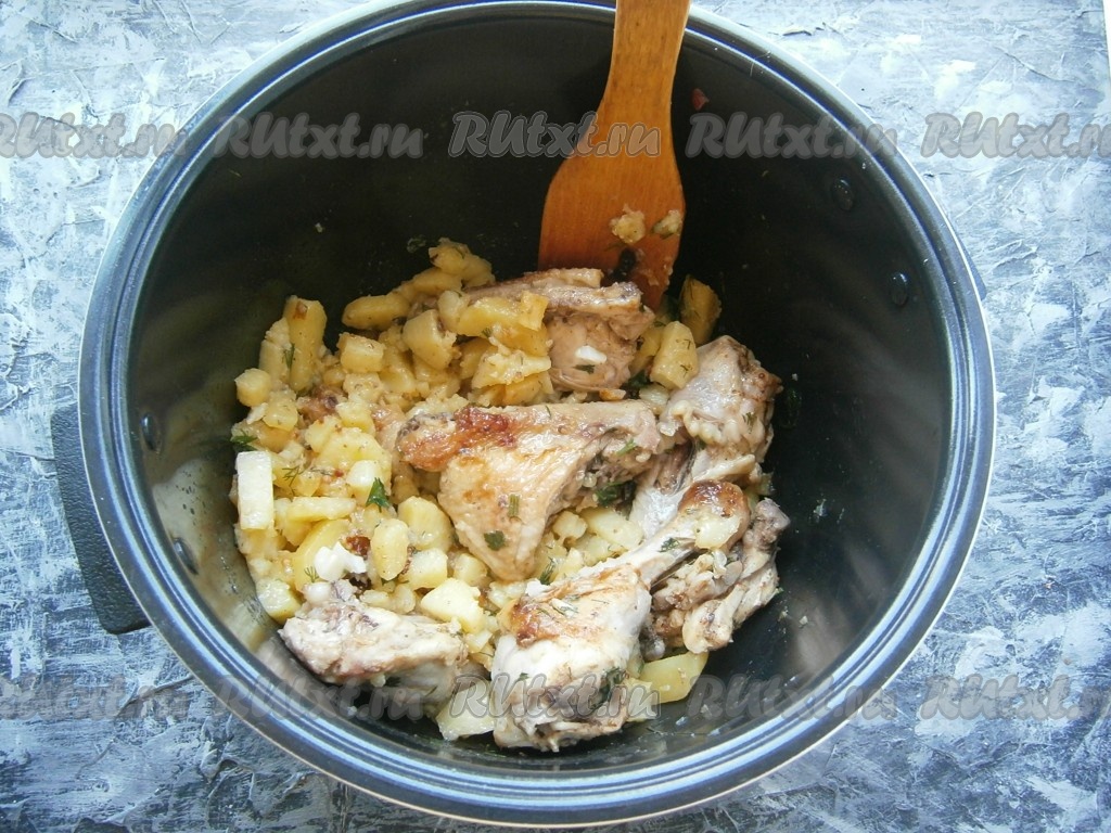 Вариант 2: Быстрый рецепт курицы с картошкой в мультиварке