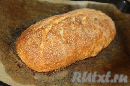 Выпекать хлеб с пшеничными отрубями в разогретой духовке минут 45 при температуре 200 градусов.
