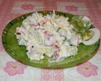 Салат из сельдерея с огурцами и яйцами