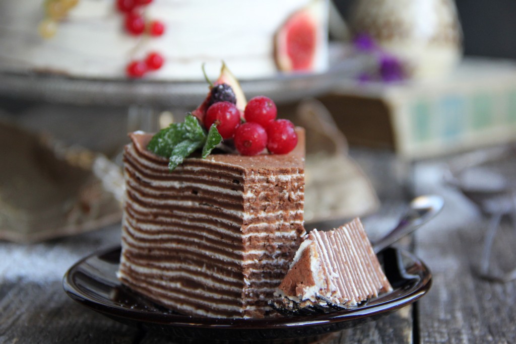 Шоколадный блинный торт с творожным сыром простой рецепт с фото пошагово