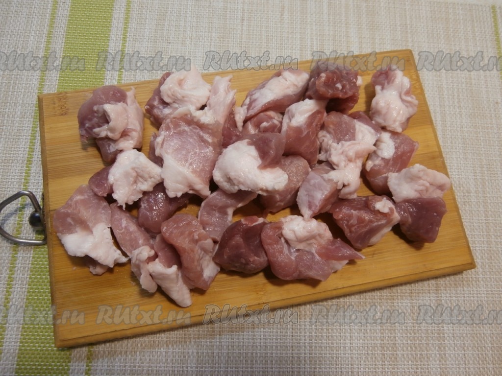 Свинина с подливкой: рецепт на сковороде без томатной пасты с видео и фото | Меню недели