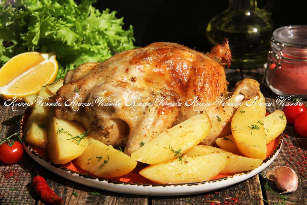 Курица с картошкой в духовке - рецепты с фото на drivepark-kzn.ru ( рецептов )