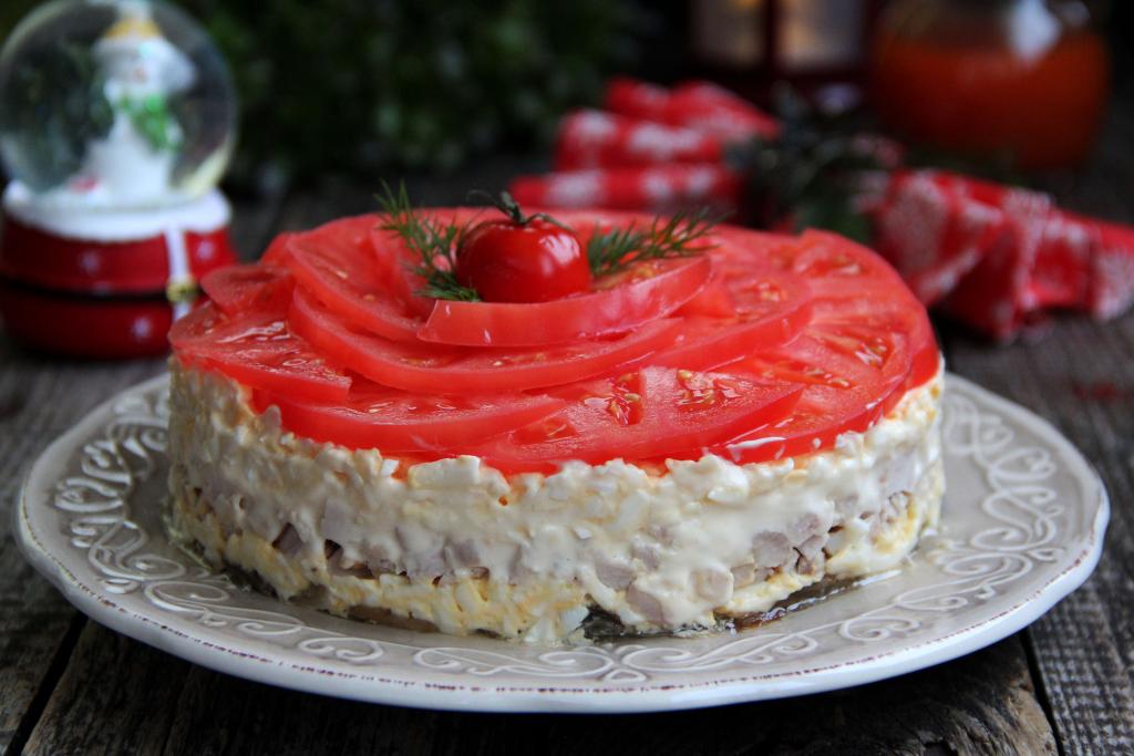 25 очень вкусных салатов на день рождения - Лайфхакер