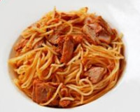 Спагетти с консервированным тунцом