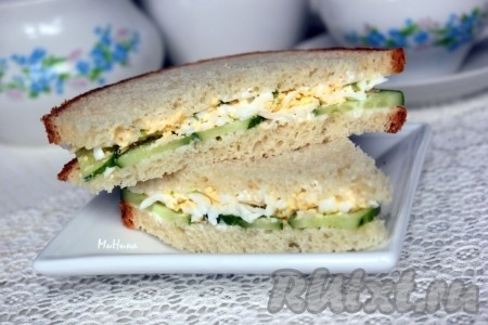 Английский сэндвич с яйцом и огурцом