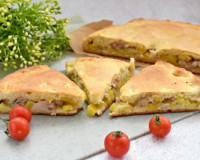 Курник на дрожжевом тесте с курицей и картошкой