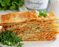 Лазанья с рикоттой и фаршем
