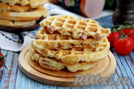 Венские вафли с колбасой и сыром