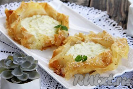 Ватрушки из теста фило с творогом