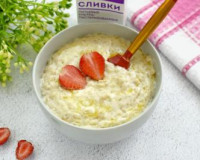 Овсяная каша на сливках