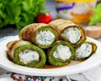 Рулетики из кабачков с творожным сыром и чесноком