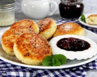 Сырники с ревенем