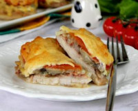 Мясо по-французски из куриных бёдер в духовке