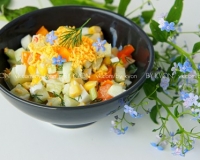 Рецепт салата с консервированной кукурузой